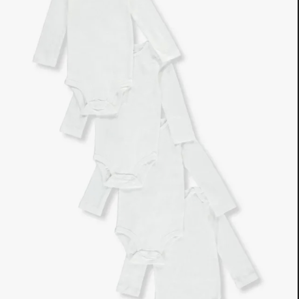 Brand New Carter's 4-Pack Long Sleeve white onesies/Bodysuit